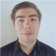 Profesor de Física con experiencia en aprendizaje activo y enfoque STEM